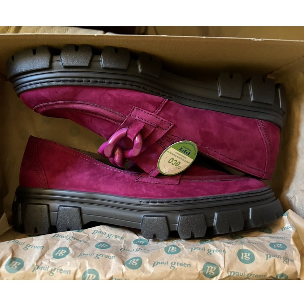 Platform Loafer 
PINK Nubuk suede. Women US 9 never used in Box. UK 6 1/2